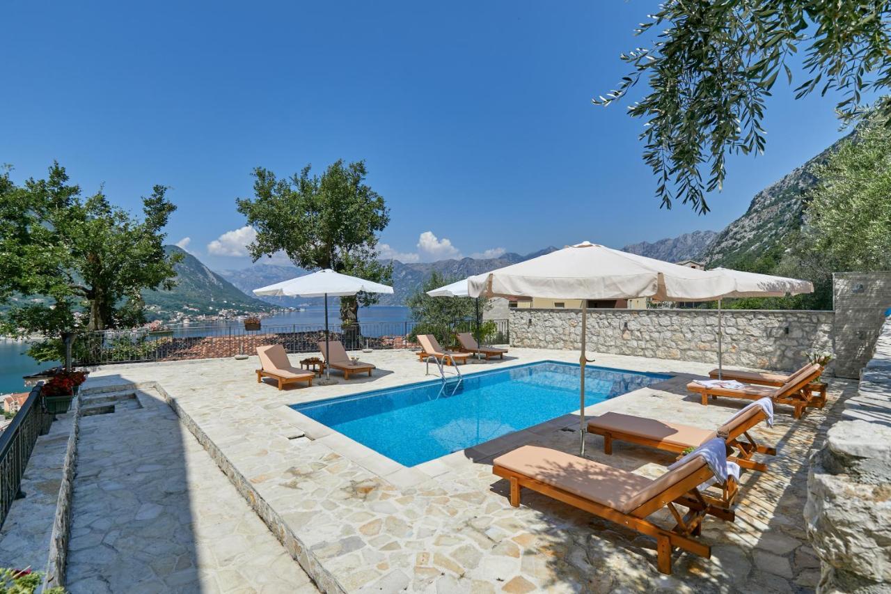 Our Sunset Apartments With Pool And Sea View Kotor Exterior foto