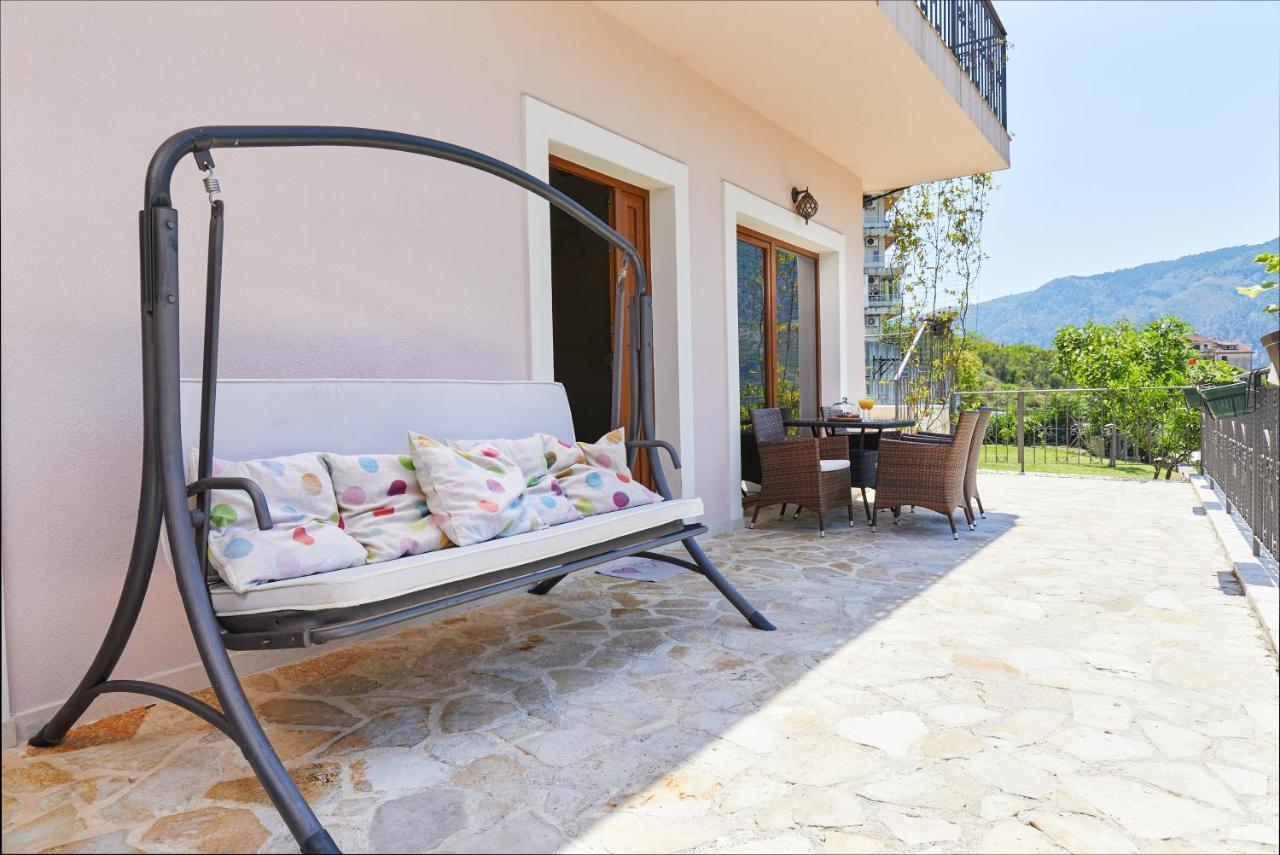 Our Sunset Apartments With Pool And Sea View Kotor Exterior foto